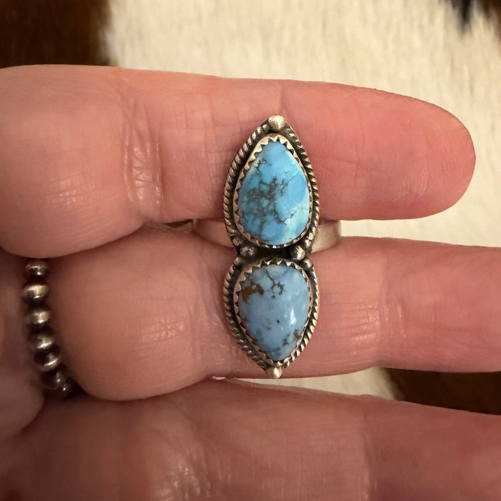 ❤️ Golden Hills 2 Stone Turquoise Sterling Navajo Style Ring Size 5 to 7.5 ADJ - Picture 5 of 14